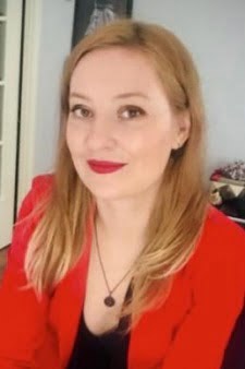 Рыжих Анастасия Игоревна, Директор учебно-производственного центра, Кандидат экономических наук.