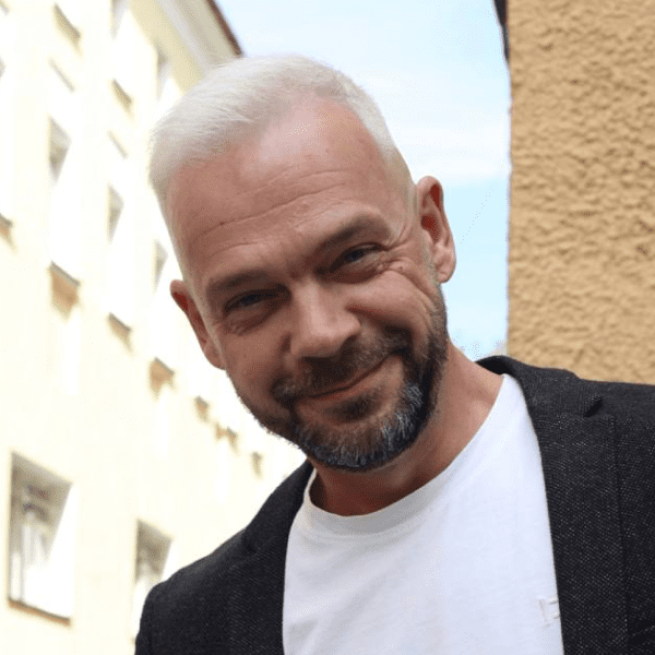 Сергей Пехтерев, Практикующий психолог-сексолог, опыт работы более 10 лет, член Ассоциации когнитивно-поведенческих терапевтов.