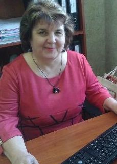 Степочкина Ирина Юрьевна, Кандидат экономических наук, преподаватель.