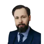 Константин Касаткин, Кандидат исторических наук с опытом работы более десяти лет в государственных и частных школах